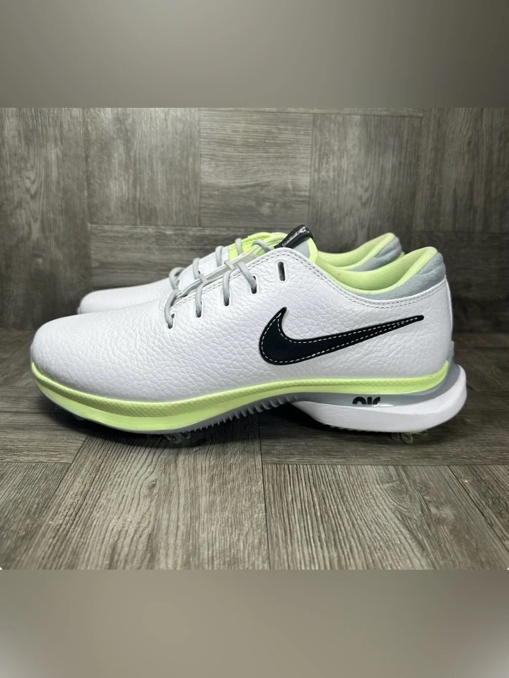 Golf Shoes - NEW